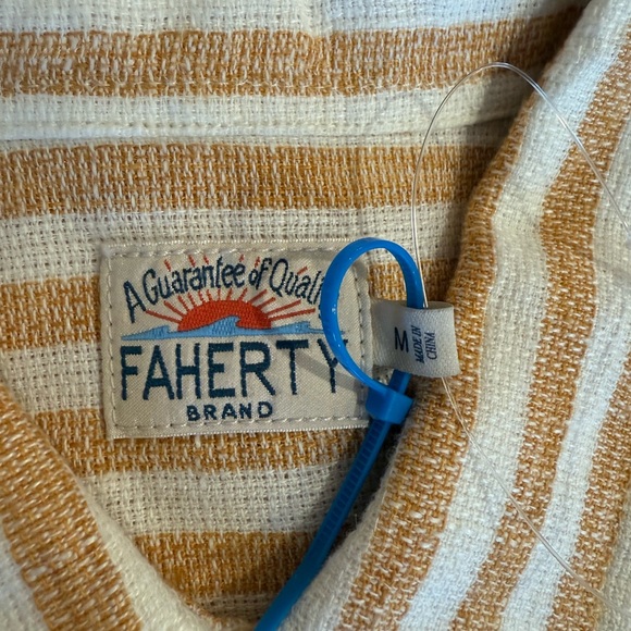 Faherty Palma Linen Camp Shirt in “Sienna Valley Stripe” - Picture 5 of 7